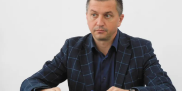 Se cere cercetarea disciplinară a inspectorului general și recorectarea lucrărilor la concursul de directori