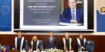 60 de ani de învățământ superior continuu la U Oradea. Rectorul de la ASE, Doctor Honoris Causa