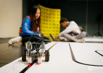 GALERIE. Confruntarea roboților. International Robotics Championship, competiție cu miză la Era Park