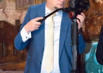 Încă un jurnalist s-a sinucis. Trupul său a fost găsit în podul blocului