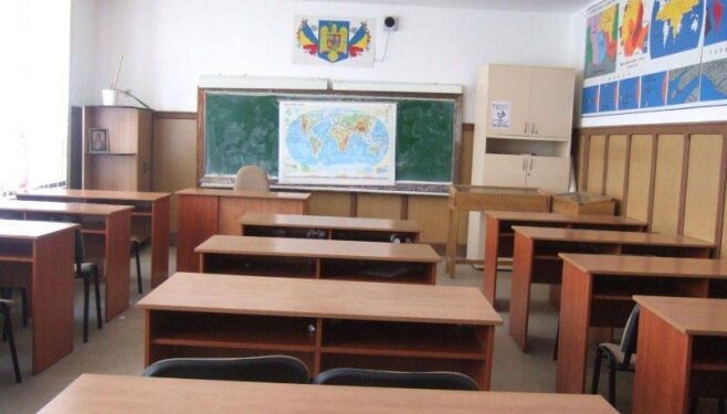 Profesorii în grevă de avertisment, miercuri, între 11,00 și 13,00. Greva generală în 22 mai