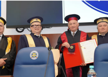 Profesorul rectorului Bungău, Doctor Honoris Causa la U Oradea. E specialist într-un domeniu revoluționar