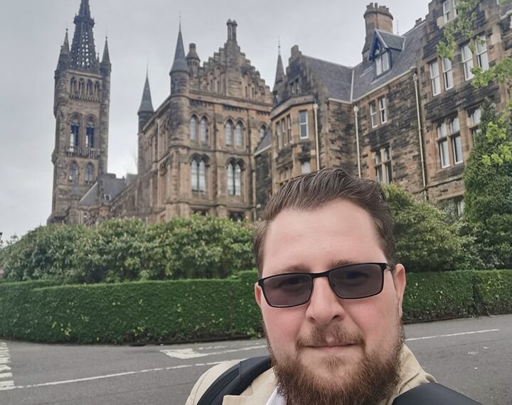 Orădeanul Alexandru Carțiș dă startul reconfigurării învățământului superior de la Universitatea din Glasgow