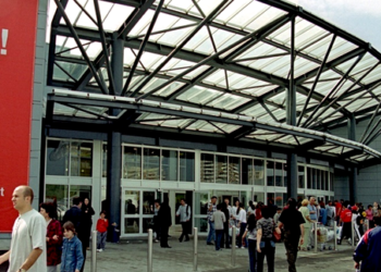 Un brand cunoscut pleacă din România. Mișcare-surpriză pe piața supermarketurilor