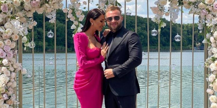 Ilinca Vandici nu mai formează un cuplu cu Andrei Neacșu