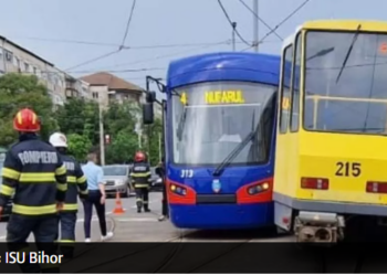 Două tramvaie s-au ciocnit pe Calea Aradaului. Cum s-a întâmplat