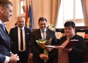 Asistenta pentru care  succesul este când la o resuscitare pacientul este salvat