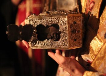 A furat moaștele Sfântului Ioan Gură de Aur