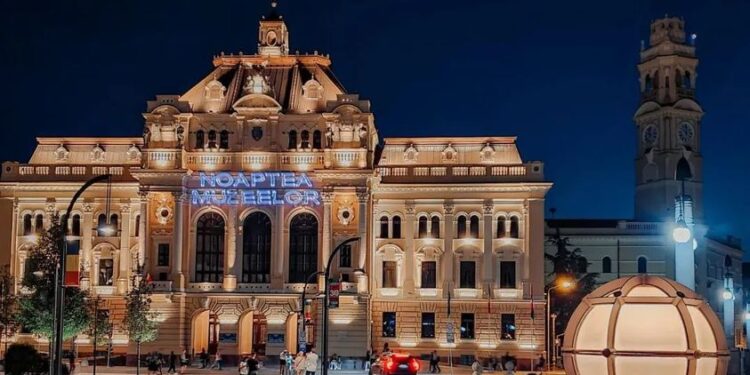 Noapte de poveste: schimburi de gardă, retragerea cu torțe, surprize gastronomice