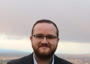 Șef de promoție cu 10 la Gojdu, absolvent de Drept, Horia Onița, ales președinte al Uniunii Europene a Studenților. El s-a bătut cu Ministerul Educației și a obținut un mare câștig pentru elevi