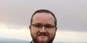 Șef de promoție cu 10 la Gojdu, absolvent de Drept, Horia Onița, ales președinte al Uniunii Europene a Studenților. El s-a bătut cu Ministerul Educației și a obținut un mare câștig pentru elevi