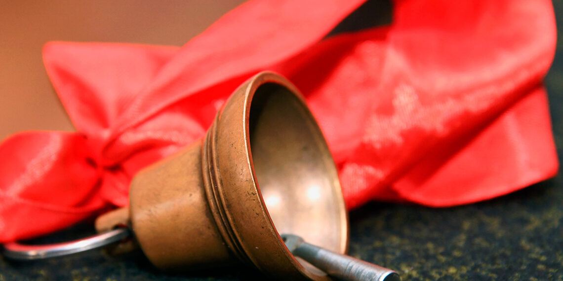 Festivitate de absolvire amânată