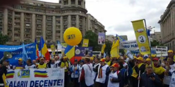 500 de profesori ies vineri în stradă la un marș de protest