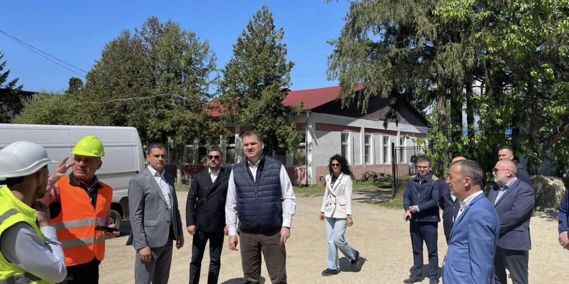 GALERIE. Hub cu funcțiuni de educație-sport-recuperare medicală-relaxare-loisir la Ștei