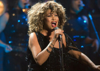 A murit Tina Turner, Regina Rock’n’Roll-ului