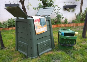 Din 3 iulie, orădenii de la case vor colecta separat sticla și ambalajele din hârtie și carton!