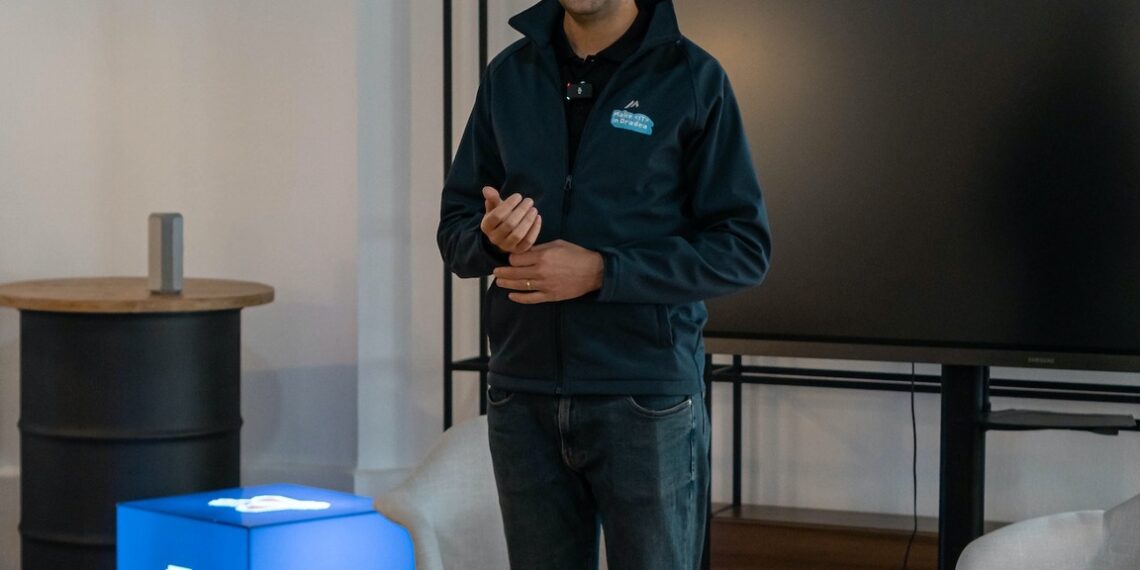 Principalele orașe pentru startup-uri sunt: București, Cluj-Napoca, Timișoara, Oradea, Iași, Brașov și Sibiu