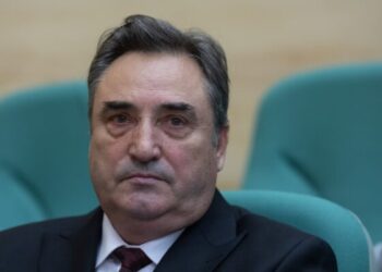 Șeful Consiliului Județean Constanța, Mihai Lupu, este cercetat de DNA pentru că ar fi luat şpagă… flori şi lucrări de amenajare a grădinii