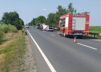 O femeie de 39 de ani, decedată în accident lângă Salonta. Încă o victimă, îngrijiri la fața locului
