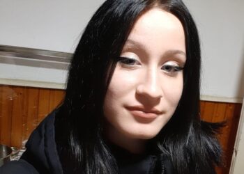 Tânăra de 17 ani din Ștei dată dispărută a fost găsită. Părinții credeau că e în Danemarca