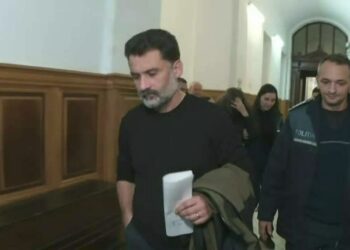 Directorul de penitenciar care a pretins favoruri sexuale de la două angajate, trimis în judecată