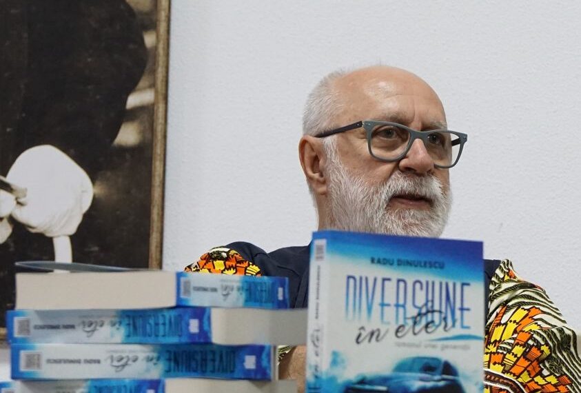 Iniţiatorul primelor spectacole de teatru 3D din lume și-a prezentat cartea copilăriei sale la Oradea