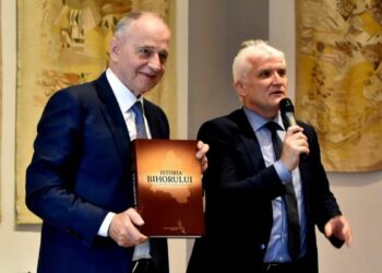 GALERIE. Secretarul General Adjunct al NATO la Oradea, între Președenția României și Centrul de excelenţă NATO din domeniul Inteligenţă Umană  