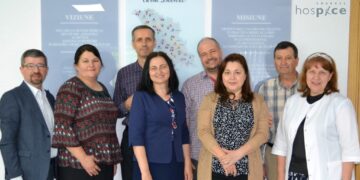 Orădencele care au împărtășit din experiența în „îngrijirea holistică a pacientului și demnitatea ființei umane”