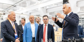 GALERIE. Infrățirea Beiuș a prins iar viață după o investiție de 17 milioane de euro a milionarilor de la Leoni