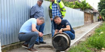 Vicepreședintele Mircea Mălan a dispus refacerea lucrărilor pe drumul Salonta-Tinca, pe banii constructorului