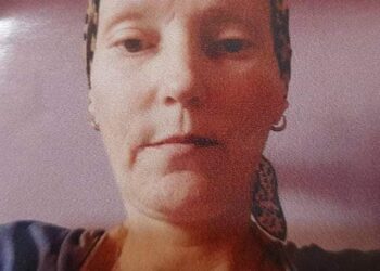 Cât costă viața unei mame. Șansa ei e la o clinică din Turcia. Are nevoie de 4000 euro pentru investigații