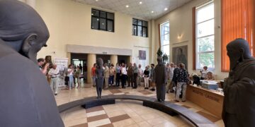 GALERIE. Cea mai importantă lucrare, „Grădina filosofică”, a orădeanului de renume mondial Nándor Wagner, expusă la Oradea