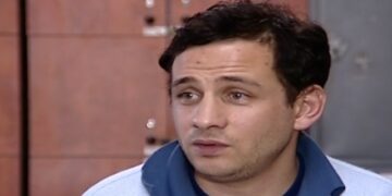 Escrocul cu 1000 de voci, arestat. A pretins că e fostul ministru al Justiției. Își racola victimele dintre bogații din Forbes