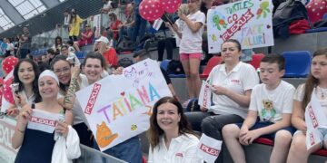 Au strâns 60.000 euro înotând pentru 22 de proiecte caritabile