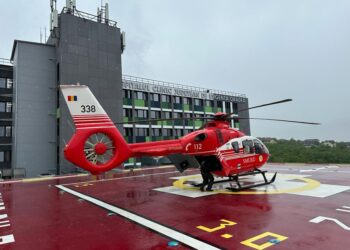 Un copil de 12 ani primește șansa la viață prin transplant hepatic. Prelevări la Oradea și Iași