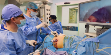 Viața unei paciente, salvată în urma unei intervenții în premieră la Spitalul din Oradea