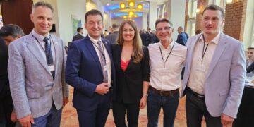 Avocații Baroului Bihor la alegerile de la Congresul Avocaților