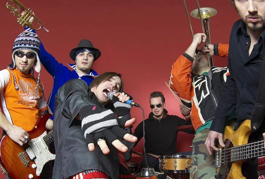 Azi, concert Zdob și Zdub. Vin și Frații Advahov