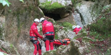 Zi de foc pentru salvamontiştii din întreagă ţară / 39 de persoane salvate şi un caz de deces