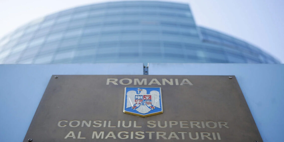 O nouă premieră în Justiţie: CSM a lansat un portal naţional pentru depunerea electronică a cererilor, înscrisurilor / Portalul permite şi plata taxelor de timbru online