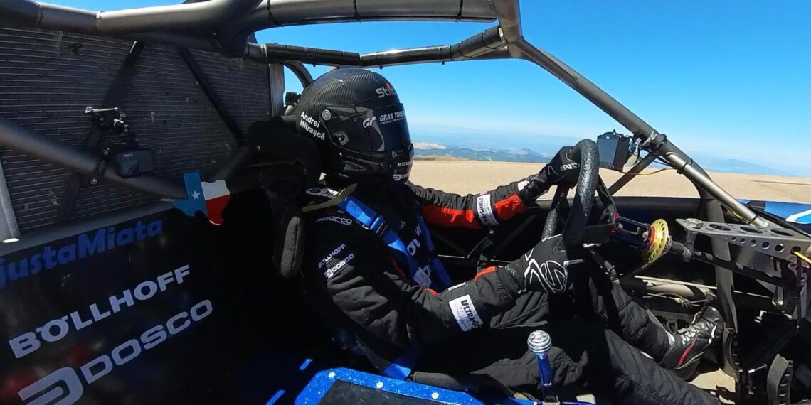 VIDEO. GALERIE. Singurul român în cursa spre nori, orădeanul Andrei Mitrașcă: Pentru mine, cel mai important lucru din lume s-a terminat cu bine!