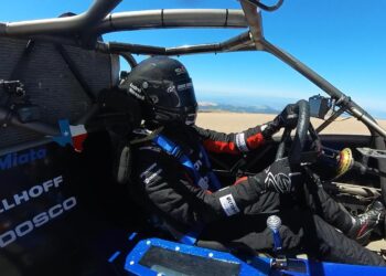 VIDEO. GALERIE. Singurul român în cursa spre nori, orădeanul Andrei Mitrașcă: Pentru mine, cel mai important lucru din lume s-a terminat cu bine!