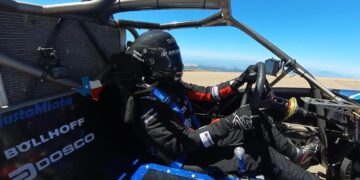 VIDEO. GALERIE. Singurul român în cursa spre nori, orădeanul Andrei Mitrașcă: Pentru mine, cel mai important lucru din lume s-a terminat cu bine!