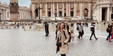 Șteianca Alina-Maria Bălaj va asigura comunicarea Universității Pontificale Santa Croce din Roma. A fost 3 ani imaginea CJ Bihor