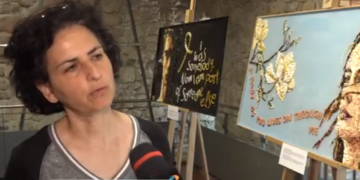 Expoziție inedită. Un medic a realizat tablouri din medicamente expirate