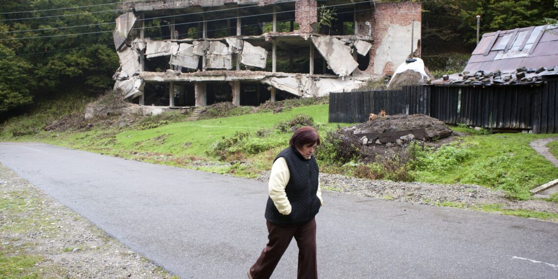 Locuitorii dintr-o localitate din Bihor se pot pensiona acum cu doi ani mai devreme