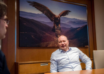 Un om de afaceri din Ungaria deschide un aeroport pentru a asigura curse Remetea-Budapesta. E în siajul unui oligarh