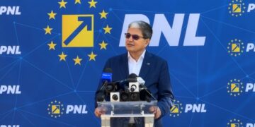 Stenograme. Ministrul Boloș avertizat în ședința PNL că ”va fi dat cu capul de pereți” după ce a vorbit de scoaterea facilităților în IT, construcții, agricultură