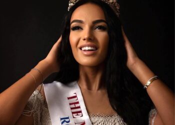 Absolventă de Drept, Miss Globe România 2022, Călina Mitra, spune povestea MC Elite Academy. Planul ei este să deschidă un complex educaţional şi o grădiniţă sub acelaşi brand