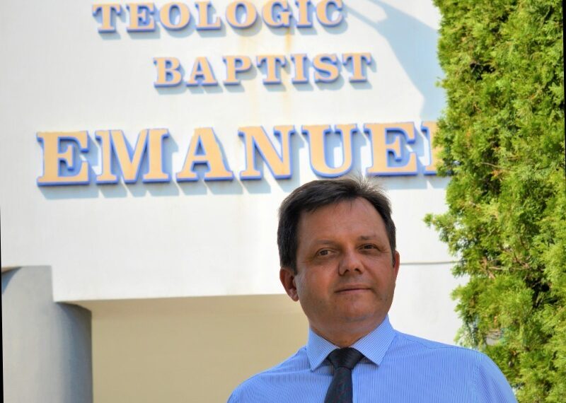 În trei licee din Oradea, toții elevii au luat Bacalaureatul. Care e specificul acestor școli